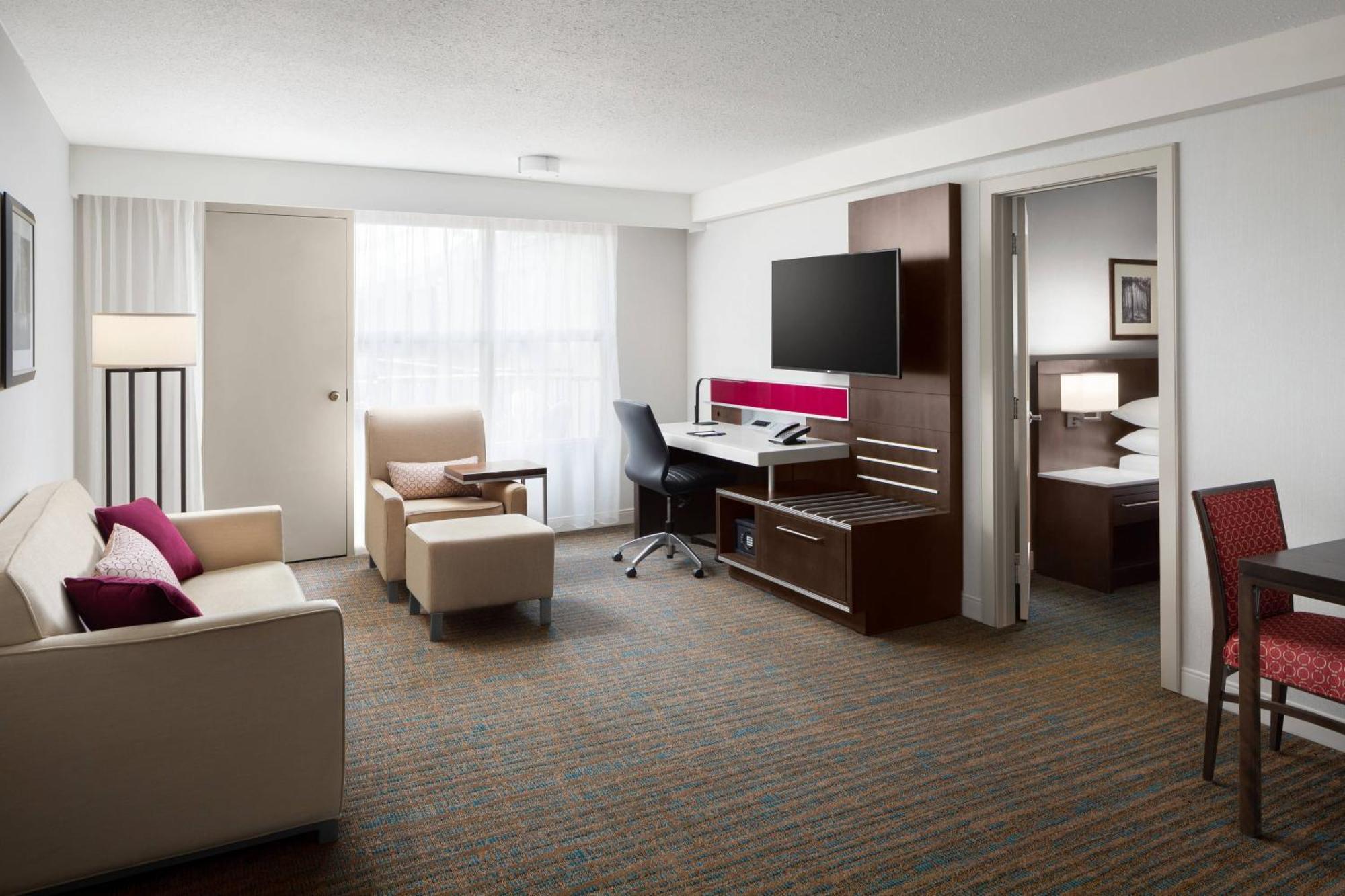 Delta By Marriott South Hotel